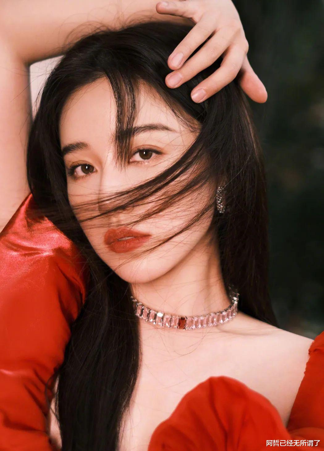 郑爽|和郑爽同床4年的“好闺蜜”，终于轮到她红了？