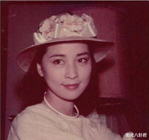 林凤娇|林凤娇才是最厉害的女人,被吴绮莉恶心23年,但成龙从未逃出她手掌心