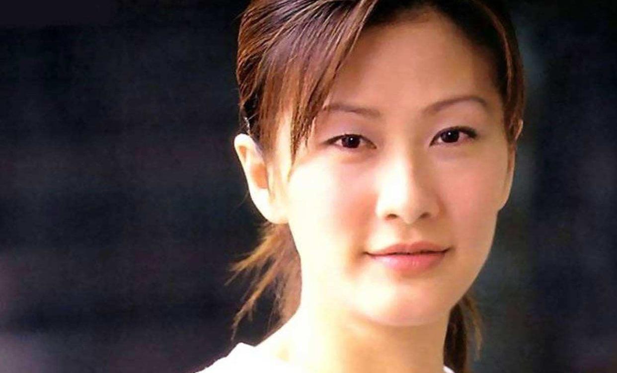 王祖蓝|香港明星为何集体来内地发展,王祖蓝解释了,因为挣钱多又轻松