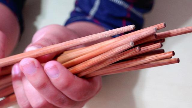 建议:厨房里不起眼的“危险品”,基本每个家庭都有,该扔就扔!