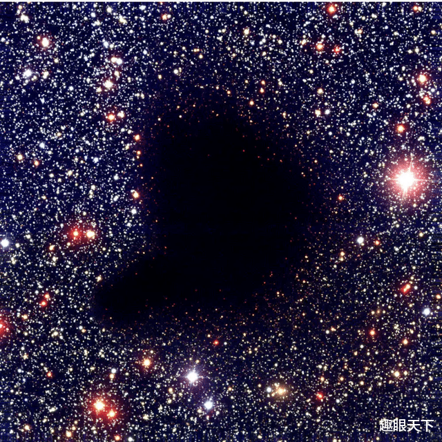 2。5亿光年范围内，没有一颗恒星，牧夫座空洞到底是谁留下的？