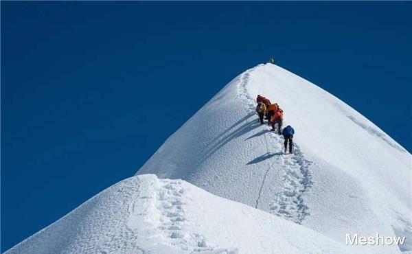 喜马拉雅山“出大事”了?冰雪融化后,湖里发现的东西让人害怕!