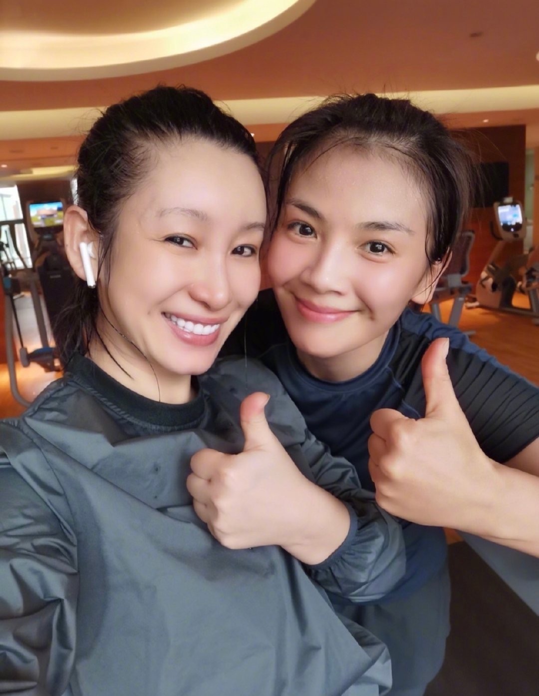 秦海璐|秦海璐素颜白到“没毛孔”？低调分享用了多年的“面霜”，白鹿：我也用2年了