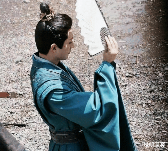 宋轶|宋轶《长风渡》绿衣造型好清冷！和白敬亭好配，男二也是高颜值！
