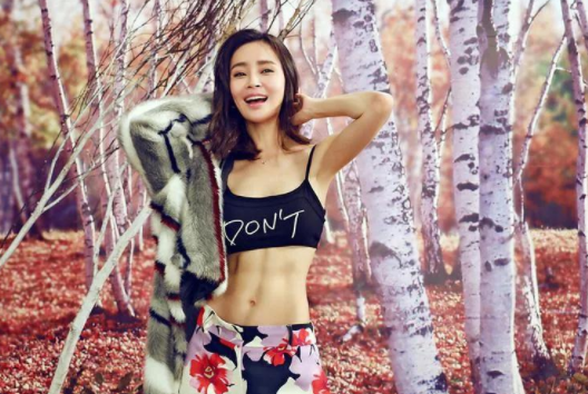 于明加|入圈15年无绯闻，闪婚圈外老公，结婚12年恩爱，一家四口很幸福