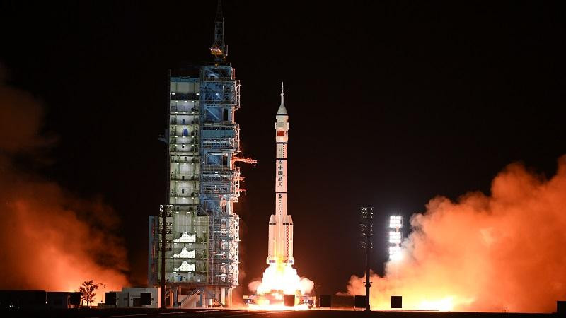 中国年龄最大的航天员—邓清明神舟十五号圆梦太空，56岁不服输！