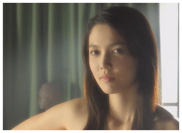 李成宰|韩国版的3D某某团，除了养眼，剧情也很精彩