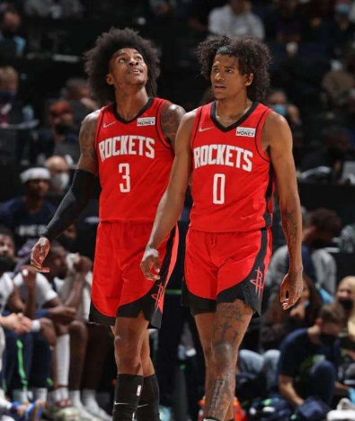 灰熊队|击败劲敌灰熊！小波特霸气喊出目标：联手格林成NBA第一后场组合