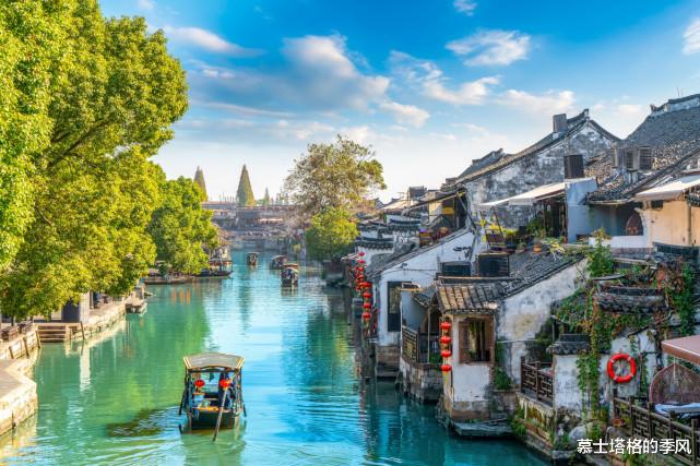 公共服务|全球最美的15个小镇，随便挑几个，跟着心爱的人一起私奔吧