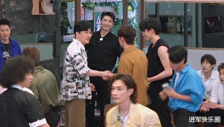 甄志强|《披荆斩棘的哥哥》:给别人“逗哏”是张云龙不可忽视的才华