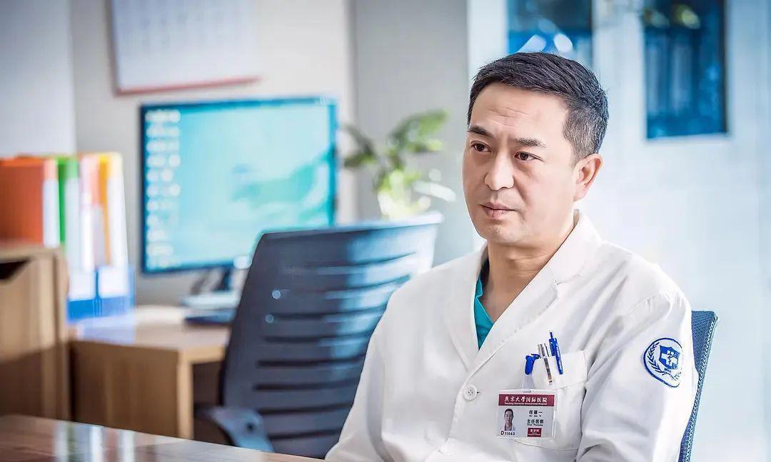 黄瑜娴|9位患罕见病的明星：李宇春患“不死癌症”，黄瑜娴天生没子宫