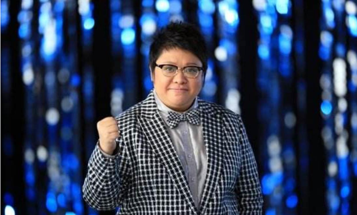 糟糕!他是天蝎座|韩红9岁时曾被继父扫地出门，当她年入5000万之后，继父又回头认亲