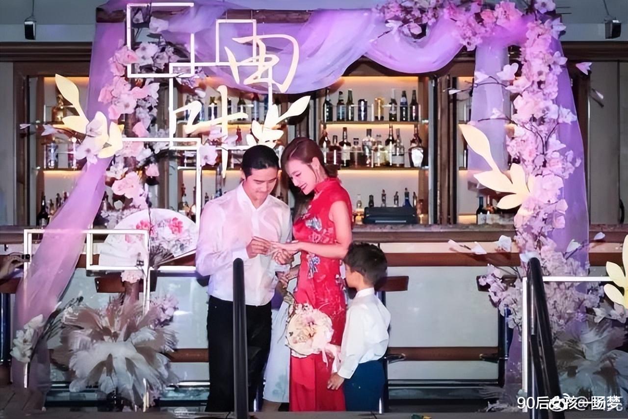 叶一茜|相差5岁，相爱17年，从年少到老夫老妻，这一对的爱情令人羡慕