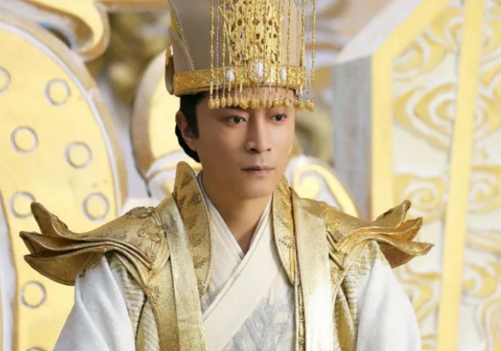 杨紫|《香蜜》8大主演现状，杨紫成顶流，男主变素人，扑哧君大变脸！