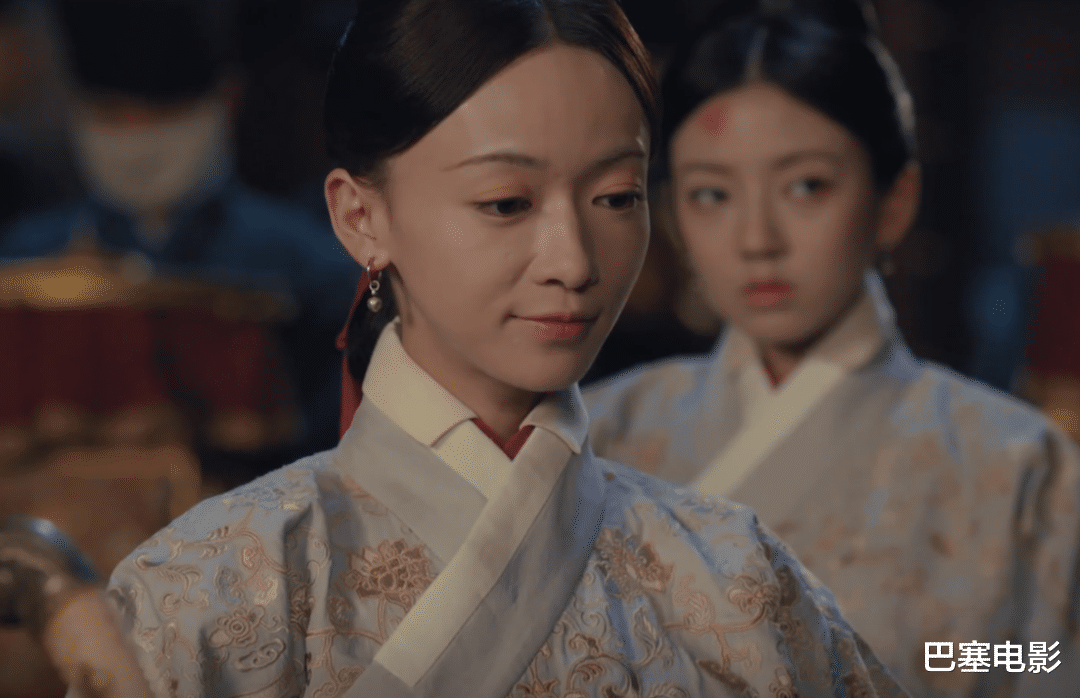 标致|《尚食》开播，一水的槽点，这样的吴谨言就别说“标致”了吧