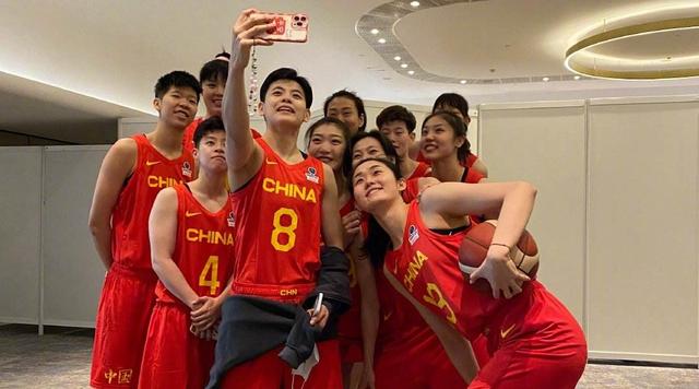 中国女篮|真相大白，错怪许利民了，中国女篮亚洲杯惨败另有原因