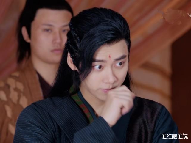 李易峰|《镜双城》开播，34岁李易峰依旧古装美男，陈钰琪或许这次能火！