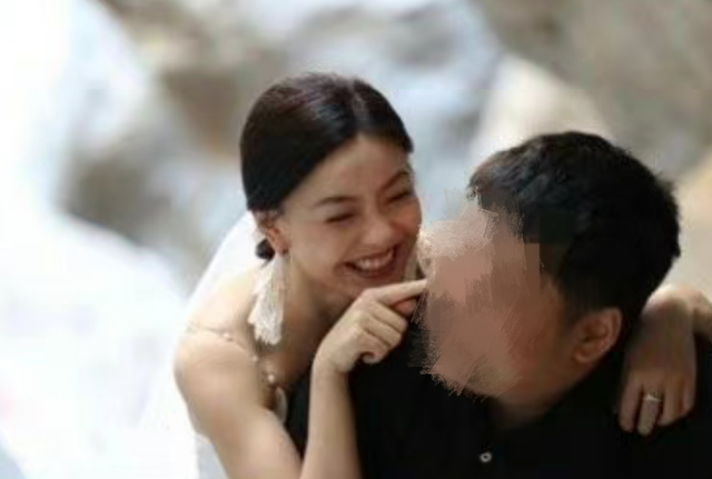 陈飞宇|陈飞宇承认曾与女网红交往，称恋爱期间均为单身，网友怒喊：退圈