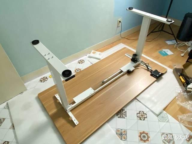 |家里用电动升降桌桌面多大合适?单电机还是双电机?三次实战真知