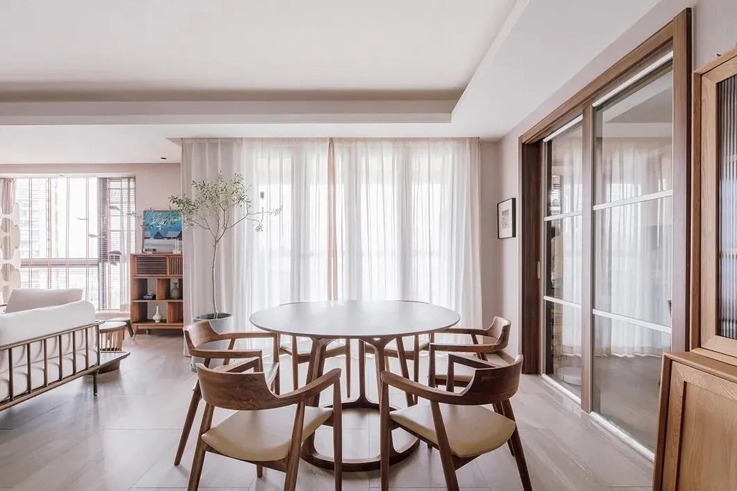 餐桌到底怎么选?看完这篇你就懂了