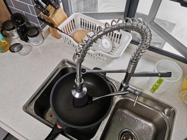 厨房里有什么物品,能让你越用越舒心?爱做饭的人看看,不吃亏