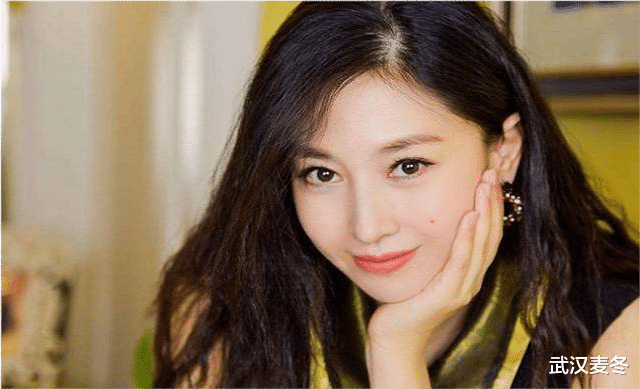 樊少皇|她是“虚竹”樊少皇的老婆，演50部戏依然火不起来，如今安心在家带孩子