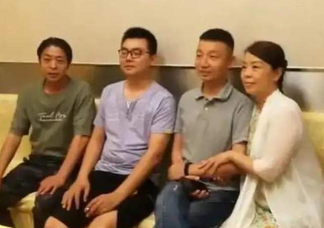 许敏|许敏太难了！遭黑粉攻击证件有问题，网友喊话那得先查查杜新枝