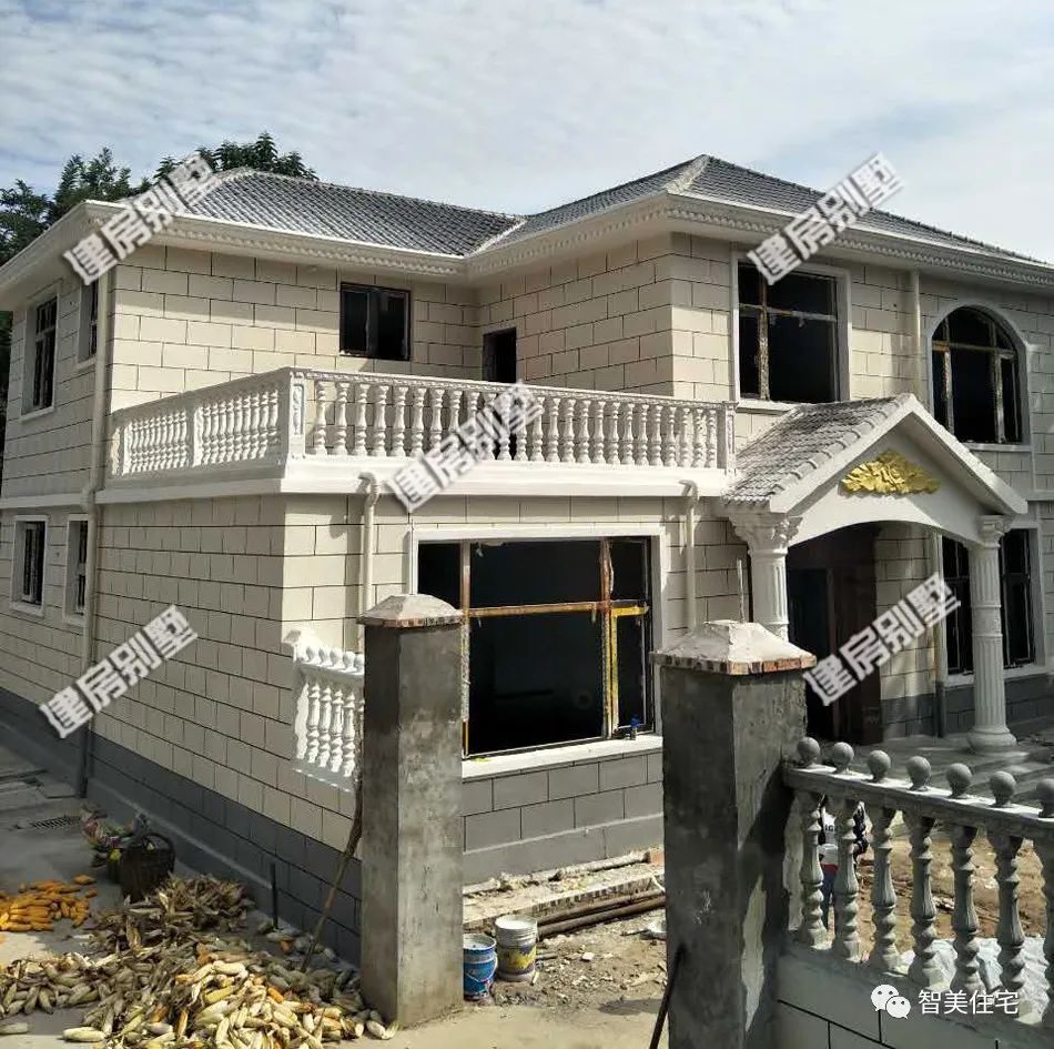 |农村的变化我们都看在眼里，漂亮房子多了起来，生活越过越有劲儿