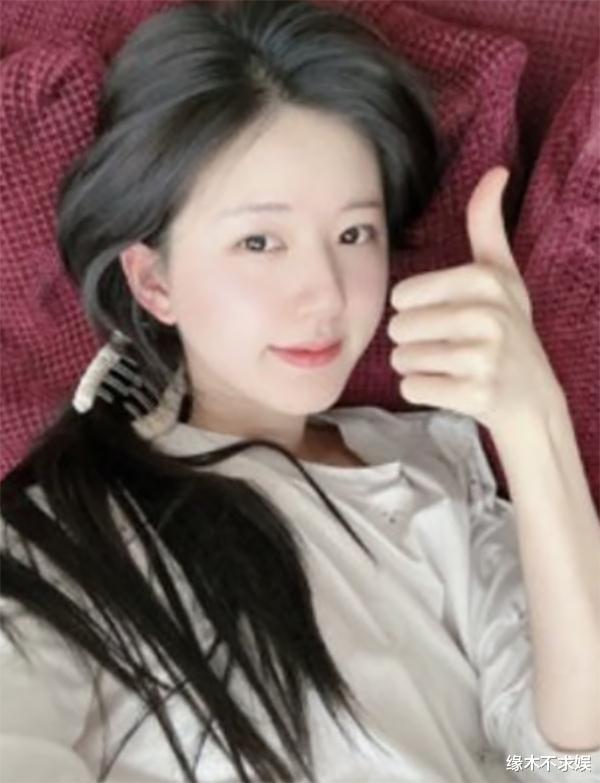 红牛|网红牛莉调侃朱一龙,曝其隐婚生子不认孩子,被扒是赵露思粉丝!