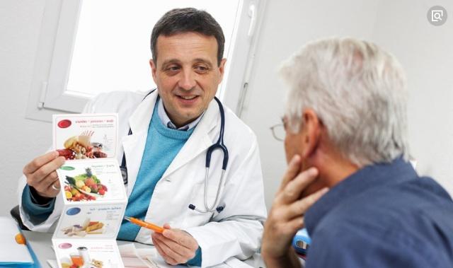 糖尿病|转告父母：3种食物是“升糖大户”快从餐桌上撤走，别让身体受伤