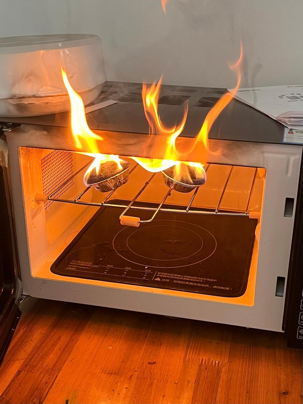 很多人不愿意使用微波炉的原因,最主要的就是担心辐射大不安全,再加上