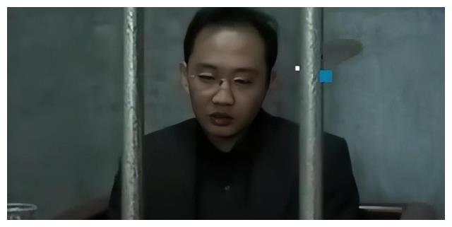 01年苏州一医生为娶情人进门,给妻子下毒2年,看着妻子慢慢死去