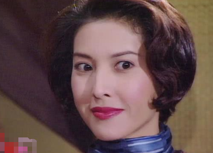 何家劲|和影帝同居8年,后又被何家劲独宠3年,最后转身就嫁入豪门