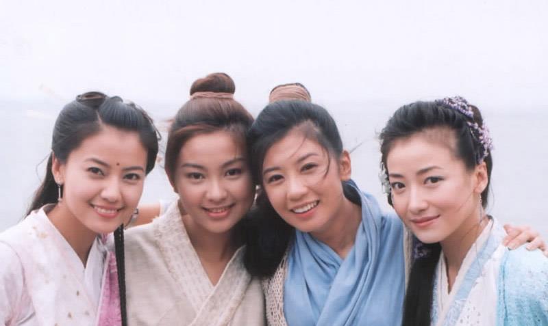 陈紫函|第一渣女复出！艳压AB，曾是整容模板：还被小9岁高富帅宠上天