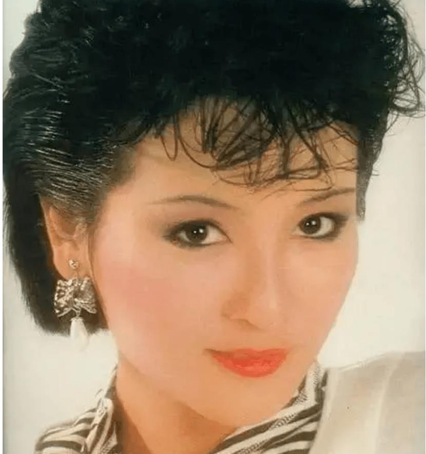 谢贤|27年后,再看谢贤,才明白狄波拉和他离婚是多么正确