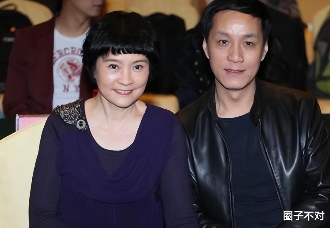 冯远征|冯远征和梁丹妮丁克29年,恩爱有加,却为何在40岁时坦言后悔了?