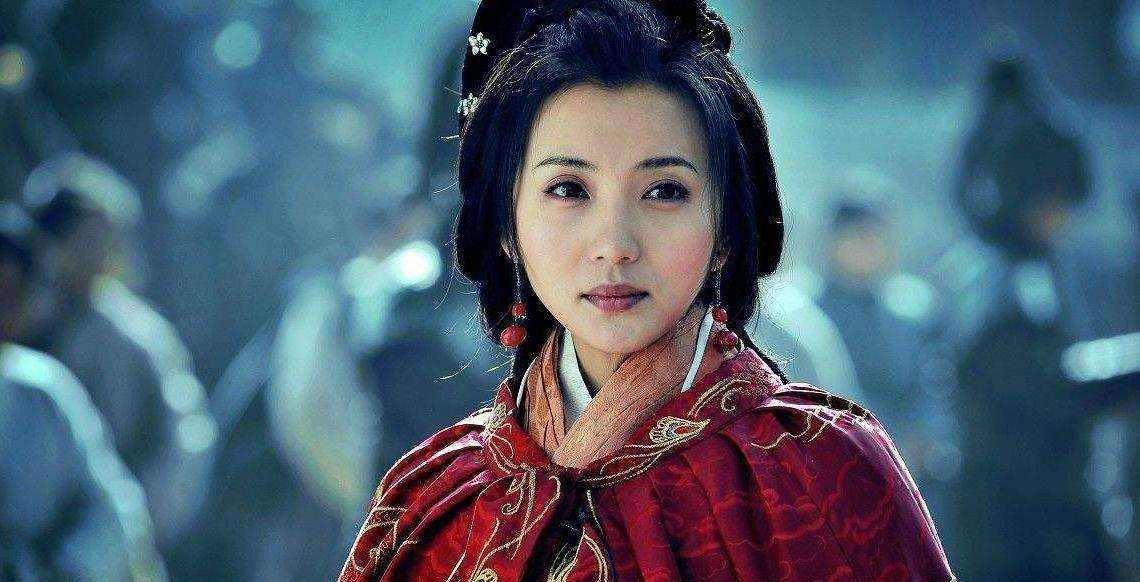 貂蝉被曹操送给关羽后，为何次日便自尽？关羽究竟对其做了什么？