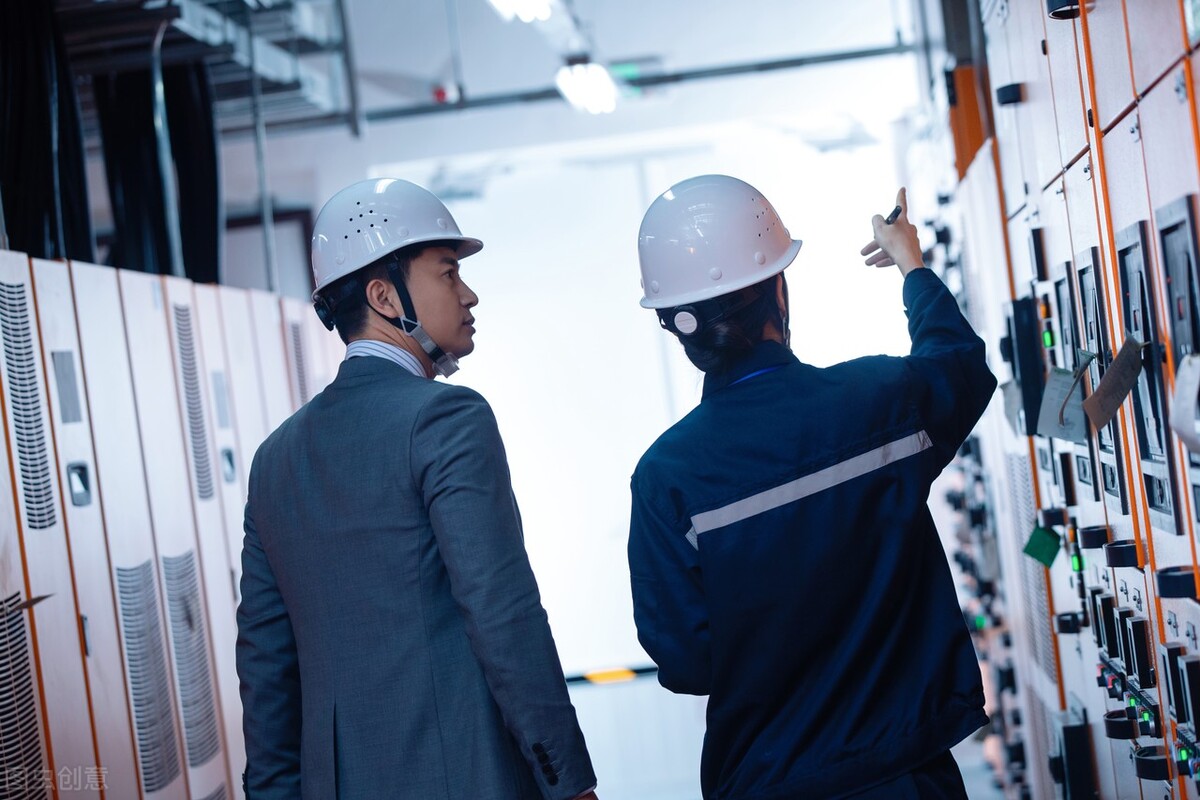 离职|自己反复欺负的下属离职了,领导会是什么感受?