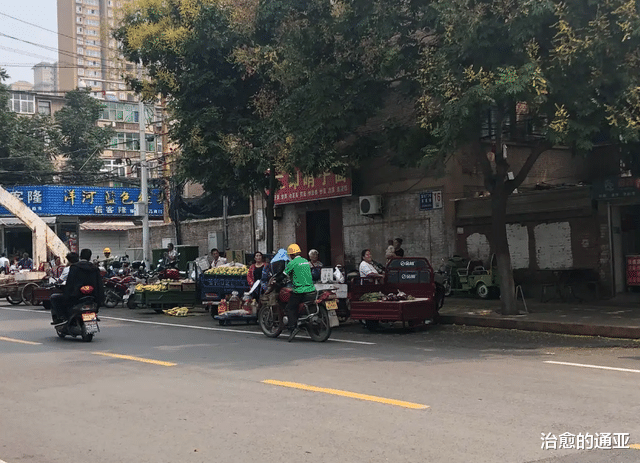2012年,河南洗脚城5名员工饭后中毒,谁料罪魁祸首竟是一条内裤