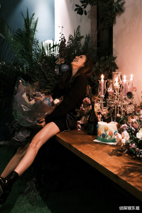 陈钰琪|吴千语庆祝加盟新公司，男友施伯雄谐音梗秀恩爱：语你伯头到老