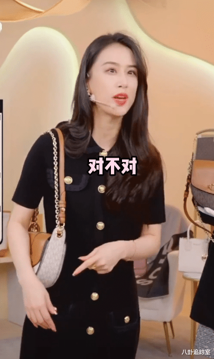 黄圣依|离了?黄圣依大力宣传个人直播,婚戒已摘心情美妙,杨子停更37天