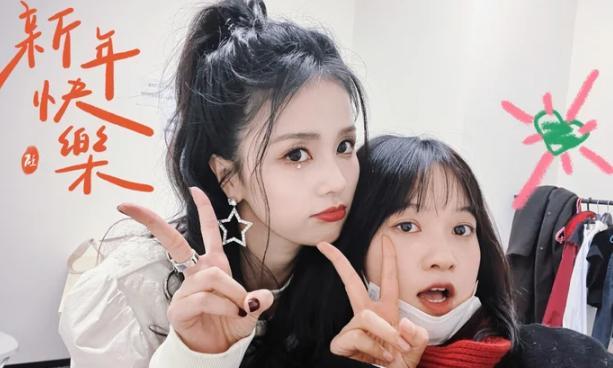 白梦妍|闺蜜当明星我当助理，白鹿&闺蜜助理8年神仙友谊让人超羡慕