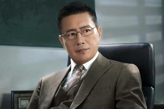 女士的法则|《女士的法则》剧中暗示,李功明乃幕后主使,任用许婕另有目的!