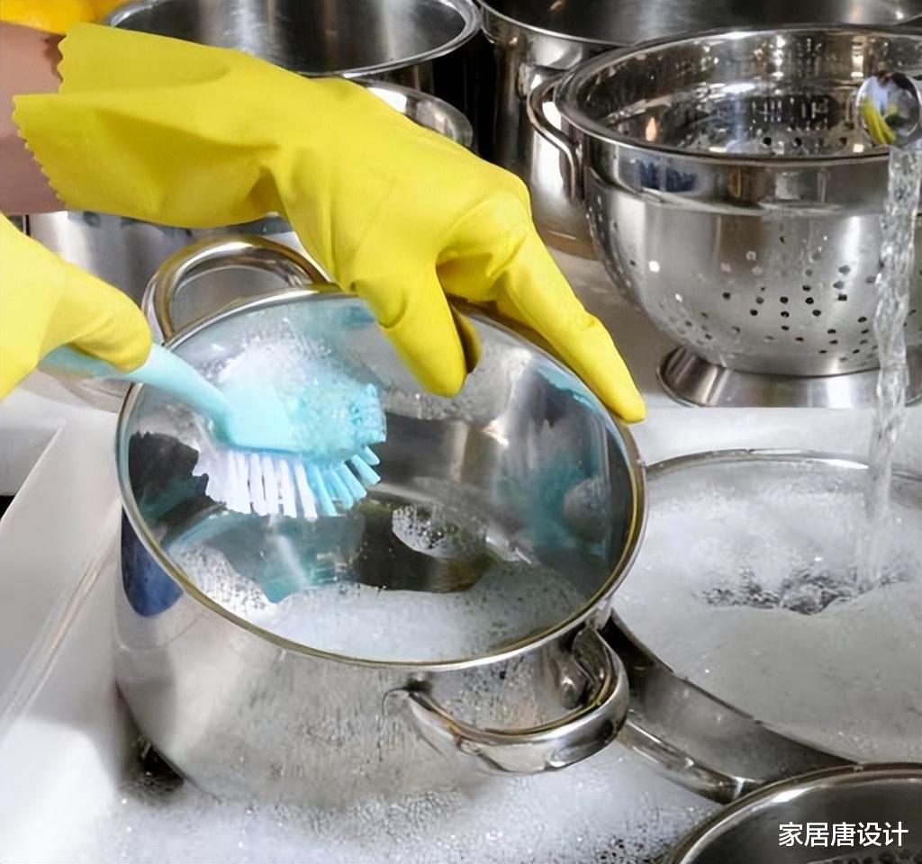 白发|建议大家:尽快改掉这5个错误的“刷碗习惯”!洗不干净还不安全