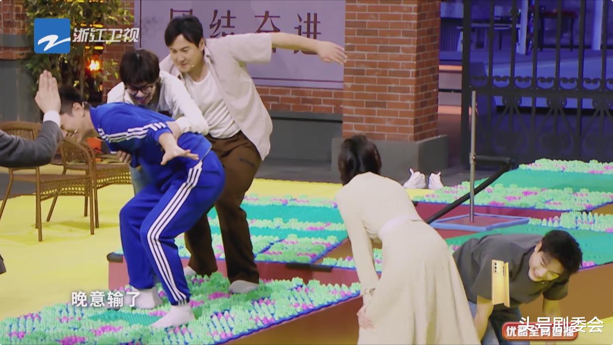 沈腾|沈腾的“无赖”，让《王牌》封神，也让观众看了杨迪的高情商