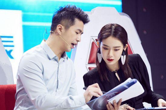 春晚|魏坤琳:凭《最强大脑》走红,讽刺郭敬明像女人,他后来怎样了?