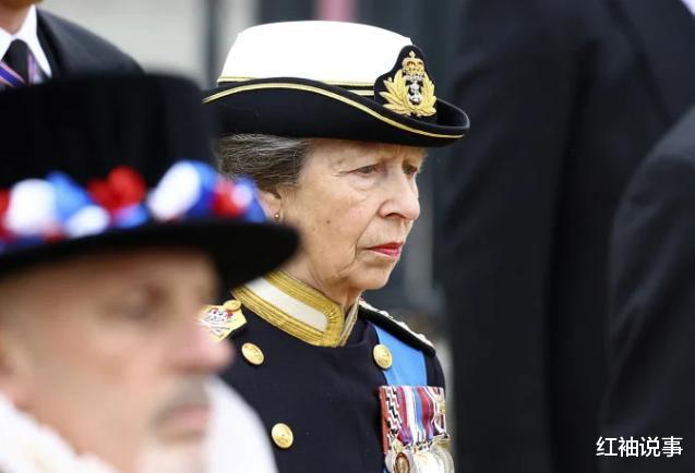 安妮公主|安妮公主一夜白头，女王过世哭得最伤心，陪母亲走过最后24小时