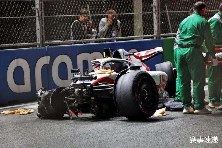 哈斯:舒马赫让我们在 F1 撞车事故中损失了“一大笔钱”