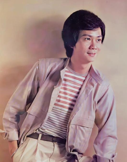 郑少秋|和苗可秀传绯闻，凭“香帅”和郑少秋打擂台，潘志文的一生很精彩