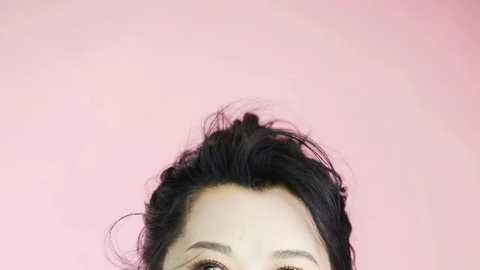 许晴|许晴近照曝光，穿粉色长裙53岁活似少女，网友：求冻龄小秘诀